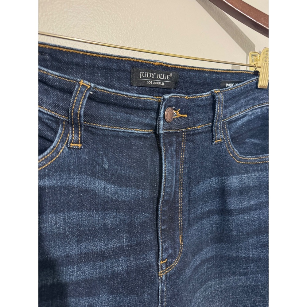 Judy Blue Los Angeles Dark Wash Wide Leg Raw Hem Jeans Crop Size 11/30 - Picture 4 of 10